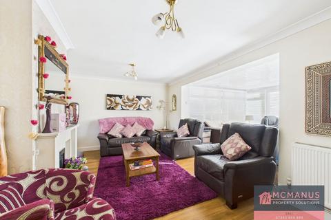 37 Archer Road, Stevenage, SG1 5HB
