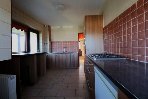 2 bedroom bungalow for sale, Mapplewell Barnsley S75