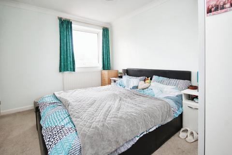 34 Chetnole Close, Canford Heath, Poole, BH17 8BE