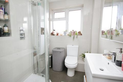 34 Chetnole Close, Canford Heath, Poole, BH17 8BE