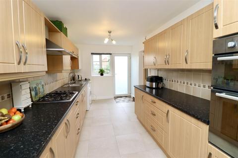 26 Cherry Drive, Holme On Spalding Moor, York, YO43 4HT
