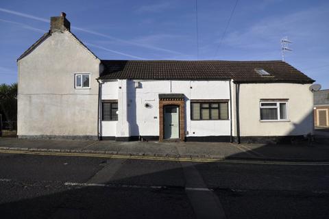 2 bedroom cottage to rent, Careless Green, Wollescote, Stourbridge