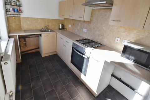 2 bedroom house to rent, Stretchgate Lane, Halifax HX2