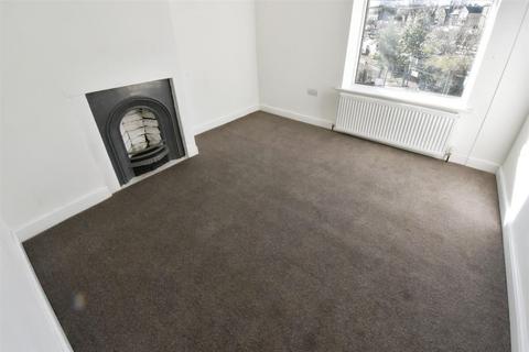 2 bedroom house to rent, Stretchgate Lane, Halifax HX2