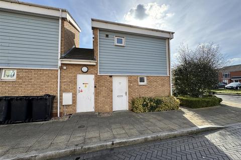 1 bedroom end of terrace house for sale, Tangmere Drive, Birmingham B35