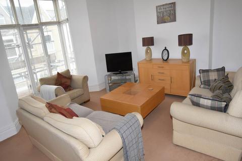 3 bedroom flat to rent, Gwydr Crescent, Uplands, , Swansea