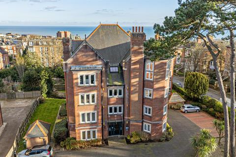 2 bedroom flat for sale, Brittany Road, St. Leonards-On-Sea