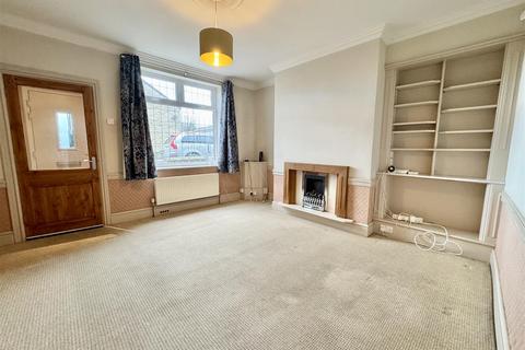 208 Darton Lane, Mapplewell, Barnsley, S75 6AJ