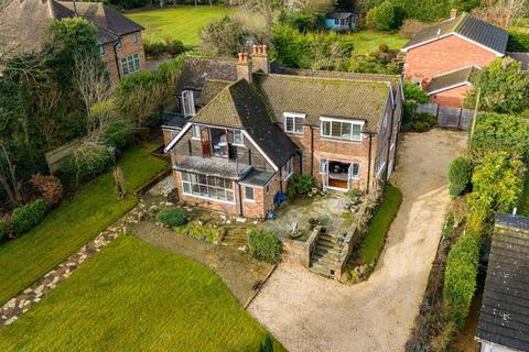 5 bedroom detached house for sale, Martinsend Lane, Great Missenden, Buckinghamshire, HP16 9HS