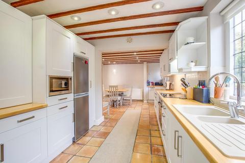 5 bedroom detached house for sale, Martinsend Lane, Great Missenden, Buckinghamshire, HP16 9HS