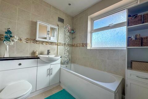 3 bedroom semi-detached house for sale, Birchwood Avenue, Somerset BS23