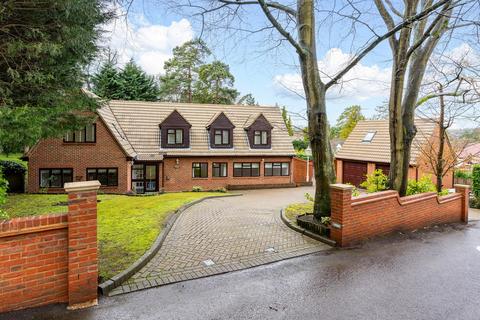 5 bedroom detached house for sale, Oaklands Rise, Welwyn