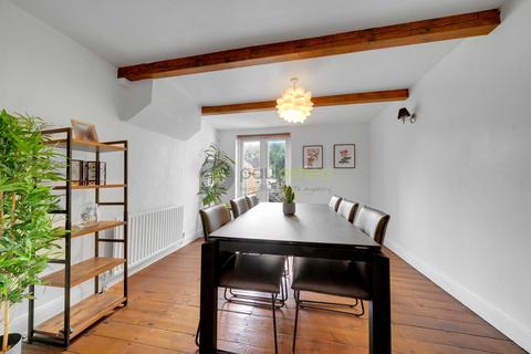 150 Godstone Road, Purley, CR8 2DF