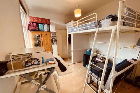 Studio to rent, Tufnell Prk N19