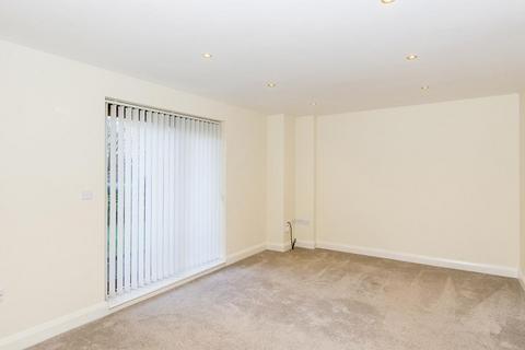 2 bedroom flat for sale, St. Marys Road, Market Harborough