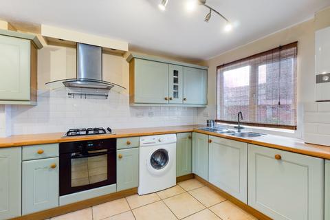 41 Viola Close, South Ockendon, RM15 6JF