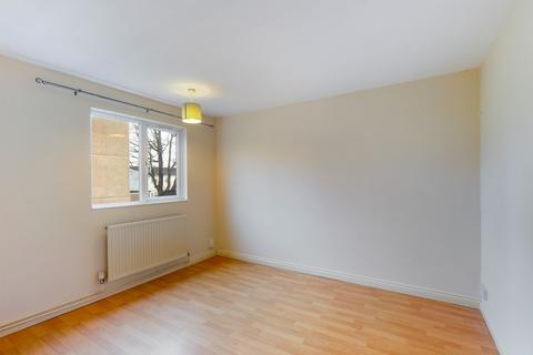 41 Viola Close, South Ockendon, RM15 6JF