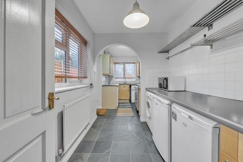 2 bedroom terraced house for sale, Terrace Gardens, WATFORD, WD17