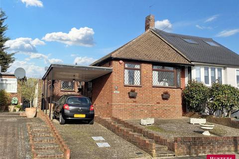 2 bedroom bungalow for sale, Hamilton Road, Cockfosters, Barnet, EN4