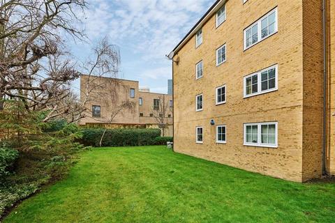 2 bedroom flat for sale, Bedser Close, London SE11