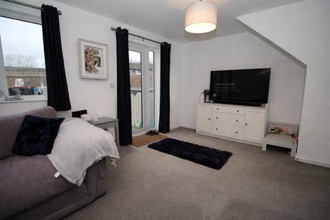 2 bedroom terraced house to rent, St. Lucia Park, Bordon, Hampshire, GU35