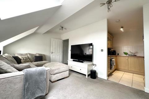 1 bedroom flat for sale, Tudor Coppice, Solihull, West Midlands, B91