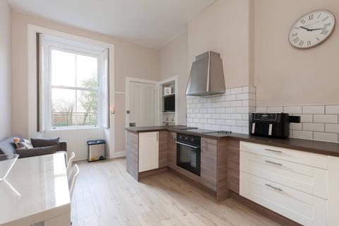14 Bryson Road, Edinburgh, EH11 1EE