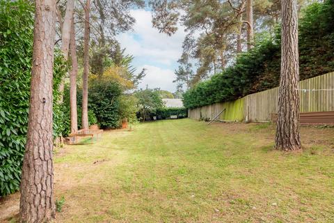 5 bedroom detached house for sale, Pinewood Road, Ringwood BH24