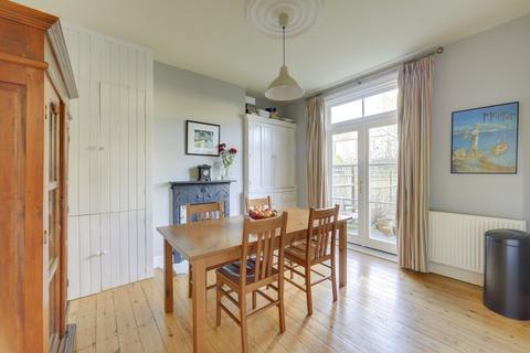 4 bedroom terraced house for sale, Thornwood Road, Hither Green, London, SE13