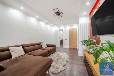 38 Playfield Avenue, Romford, RM5 3LB