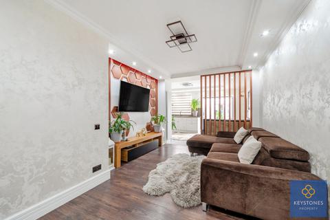 38 Playfield Avenue, Romford, RM5 3LB