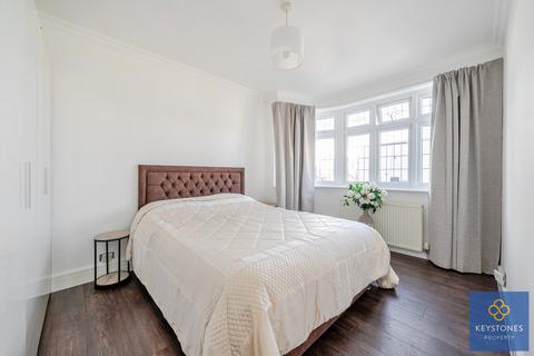 38 Playfield Avenue, Romford, RM5 3LB