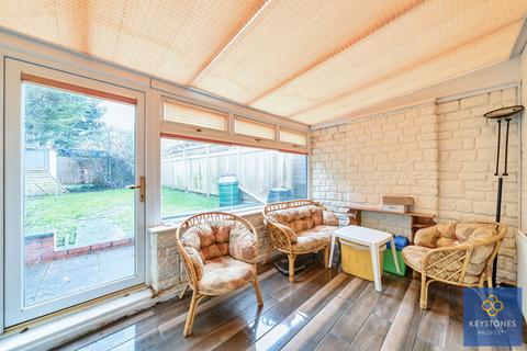 112 Neave Crescent, Romford, RM3 8JH