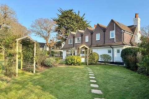 4 bedroom detached house for sale, Vinegar Hill, Milford on Sea, Lymington, Hampshire, SO41