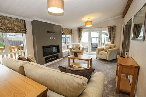 undefined, Lodge 13 - Chertsey Lane, Staines-upon-Thames