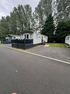 2 bedroom detached bungalow for sale, York YO42