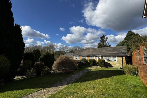 3 bedroom detached bungalow for sale, Green Lane, Lower Kingswood