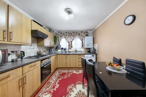 3 bedroom terraced house for sale, Mascots Close, Cricklewood, NW2