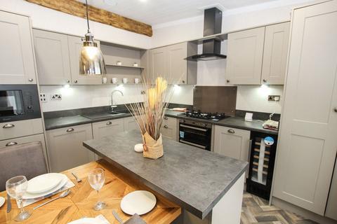 2 bedroom bungalow for sale, Lodge 35 - Chertsey Lane, Staines-upon-Thames