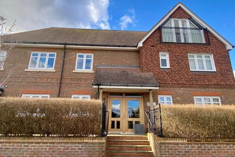 2 bedroom flat to rent, 67 Woodcrest Road, Purley CR8