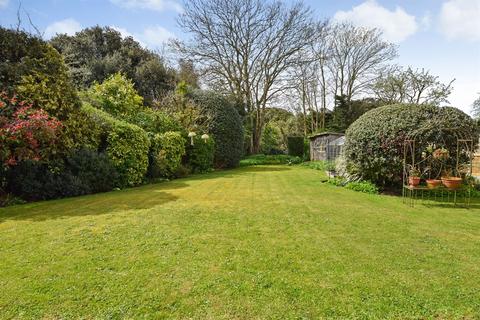 5 bedroom detached house for sale, Seaville Drive, Herne Bay