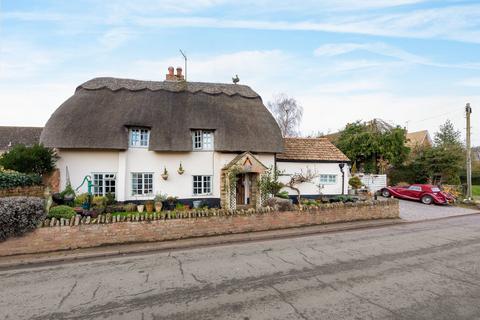 2 bedroom detached house for sale, High Street, Yielden, Bedfordshire, MK44