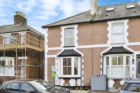 3 bedroom terraced house to rent, Glovers Road Reigate RH2