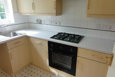 2 bedroom terraced house to rent, Nightingale Close, Stowmarket IP14