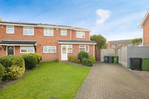 4 bedroom semi-detached house to rent, Redwood Drive, Kingsbury, Tamworth