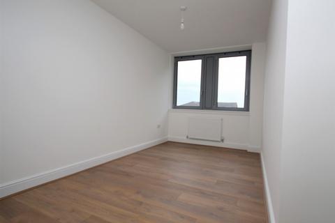 2 bedroom apartment to rent, Wakering Road, Barking