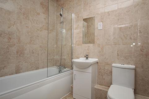 2 bedroom apartment to rent, Wakering Road, Barking