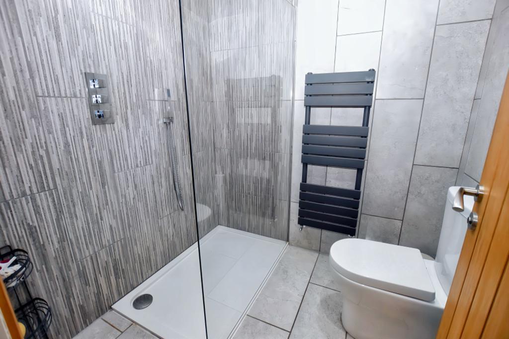 Shower Room 1