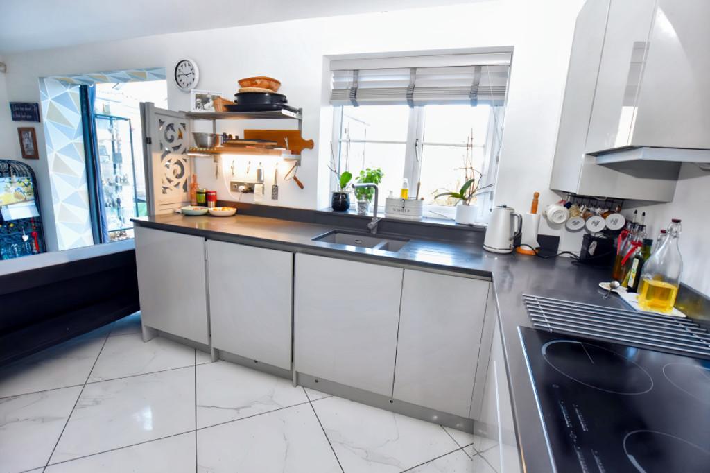 Dining Kitchen 3