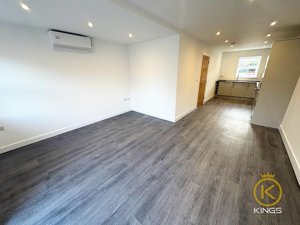 6 Carpenter Close (5)